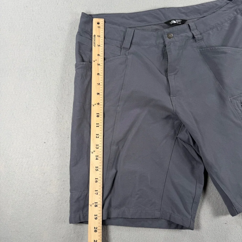 The North Face Mens Gray Hiking Shorts Size 36 Technical Cargo Utility Trekking